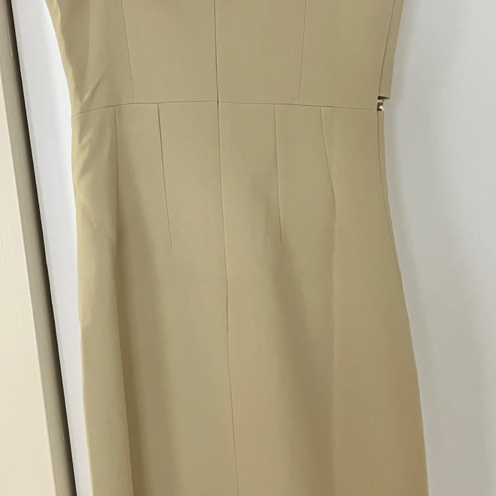Dress - Picture 3 of 7
